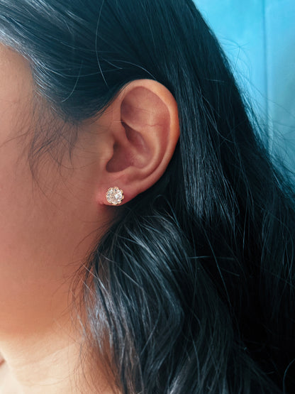 Buttercup Studs
