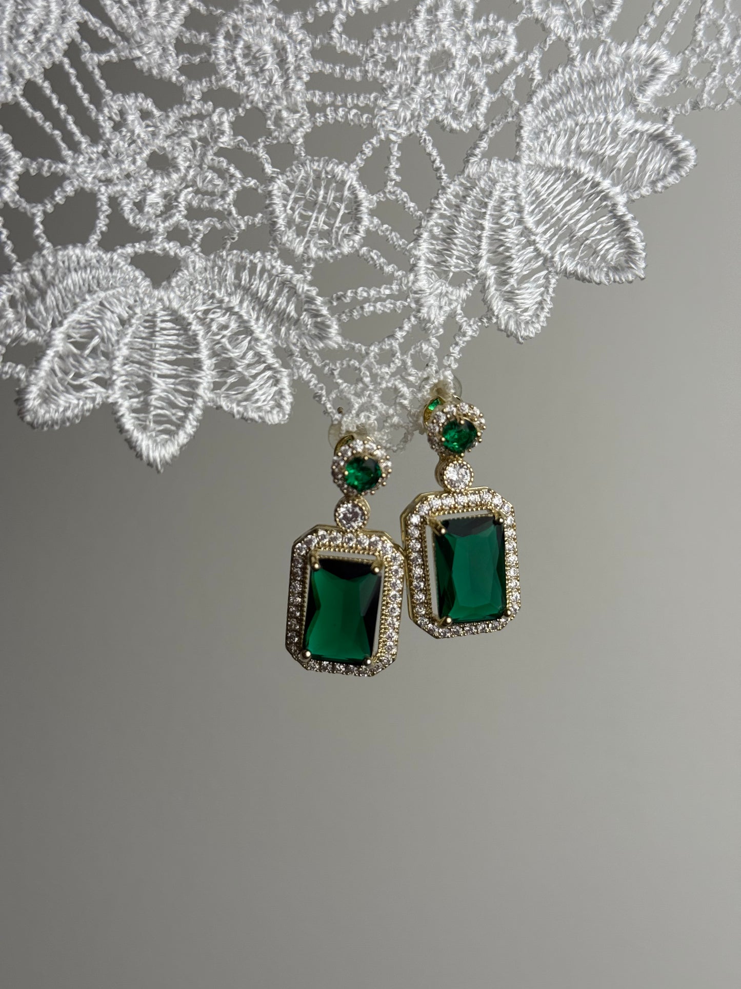 Emerald Gatsby Earrings