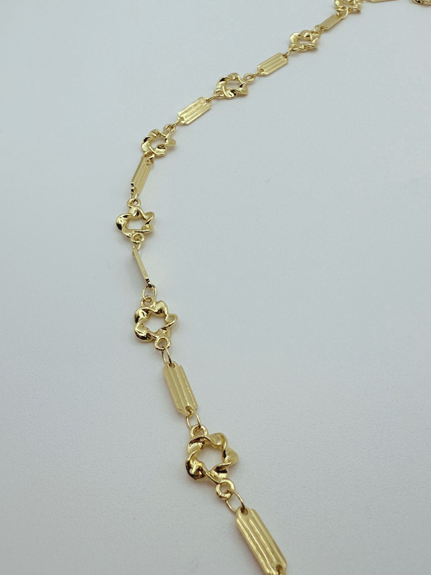 Daisy Chain Necklace
