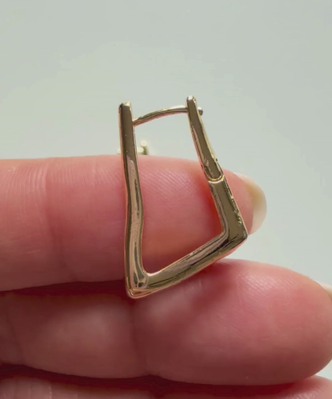 Sculpted Gold Huggie Video