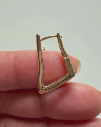 Sculpted Gold Huggie Video